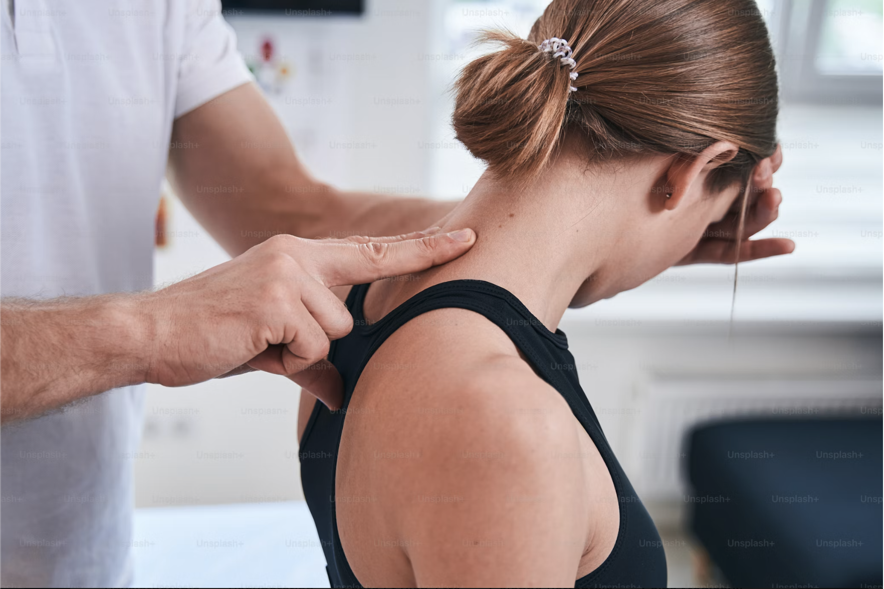 Prothèse de hanche et genou en Tunisie — accompagnement Crotal Medical